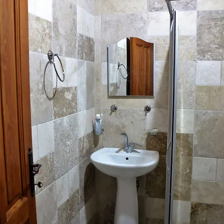 Manolian Sirince